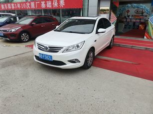 长安 悦翔V7 2015款 1.6L 手动 乐趣型 国5