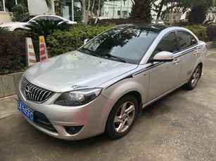 海马 福美来 2012款 1.6L 手动 三厢 精英版