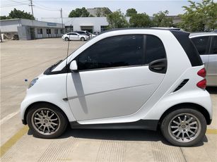 Smart Fortwo(进口) 2012款 1.0L 自动 MHD 硬顶激情版