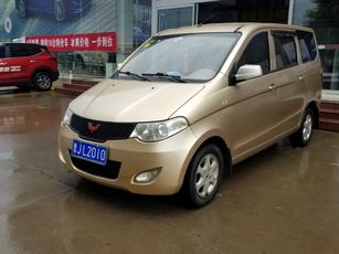 五菱 宏光 2010款 1.2L 手动 单厢 6430K 标准型 7座