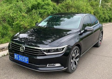 大众 迈腾 2018款 1.8TSI 双离合 330TSI 尊贵型