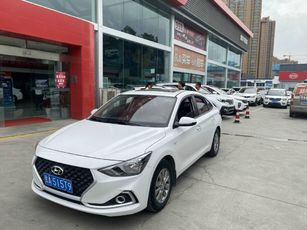 现代 伊兰特 2017款 1.6L 手动 悦动 悦目版