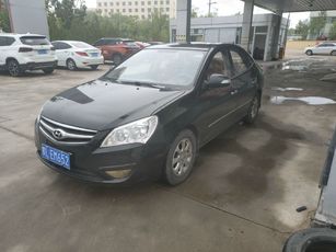 现代 悦动 2010款 1.6L 自动 豪华型